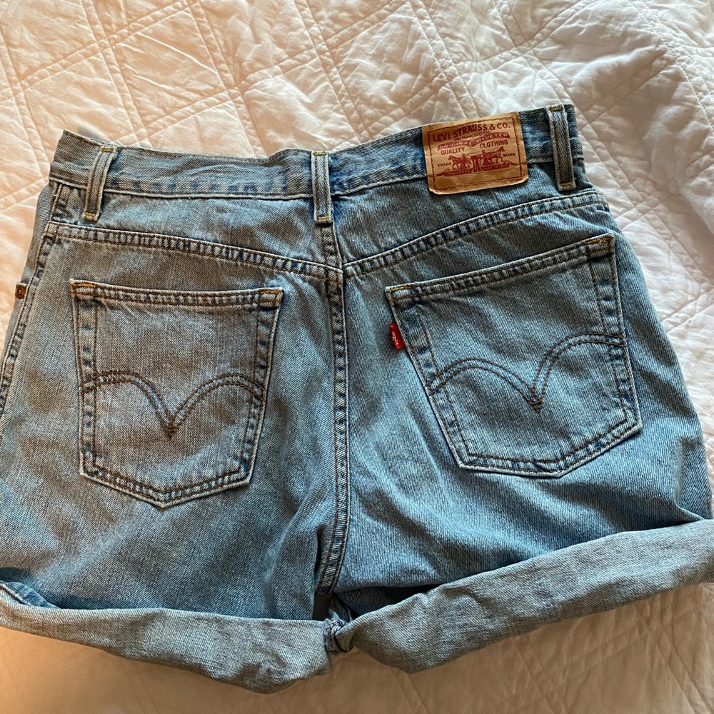 Levi 550 relaxed shorts